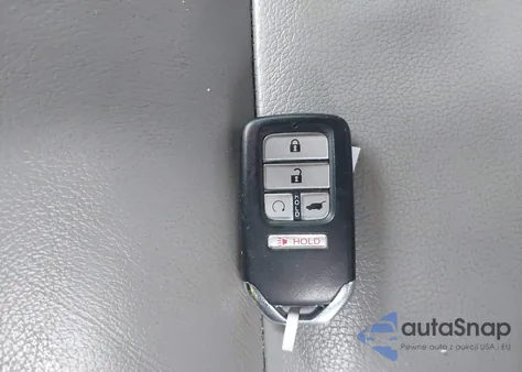 2016 Honda Pilot Touring z USA, uszkodzony, nr VIN 5FNYF6H97GB092081